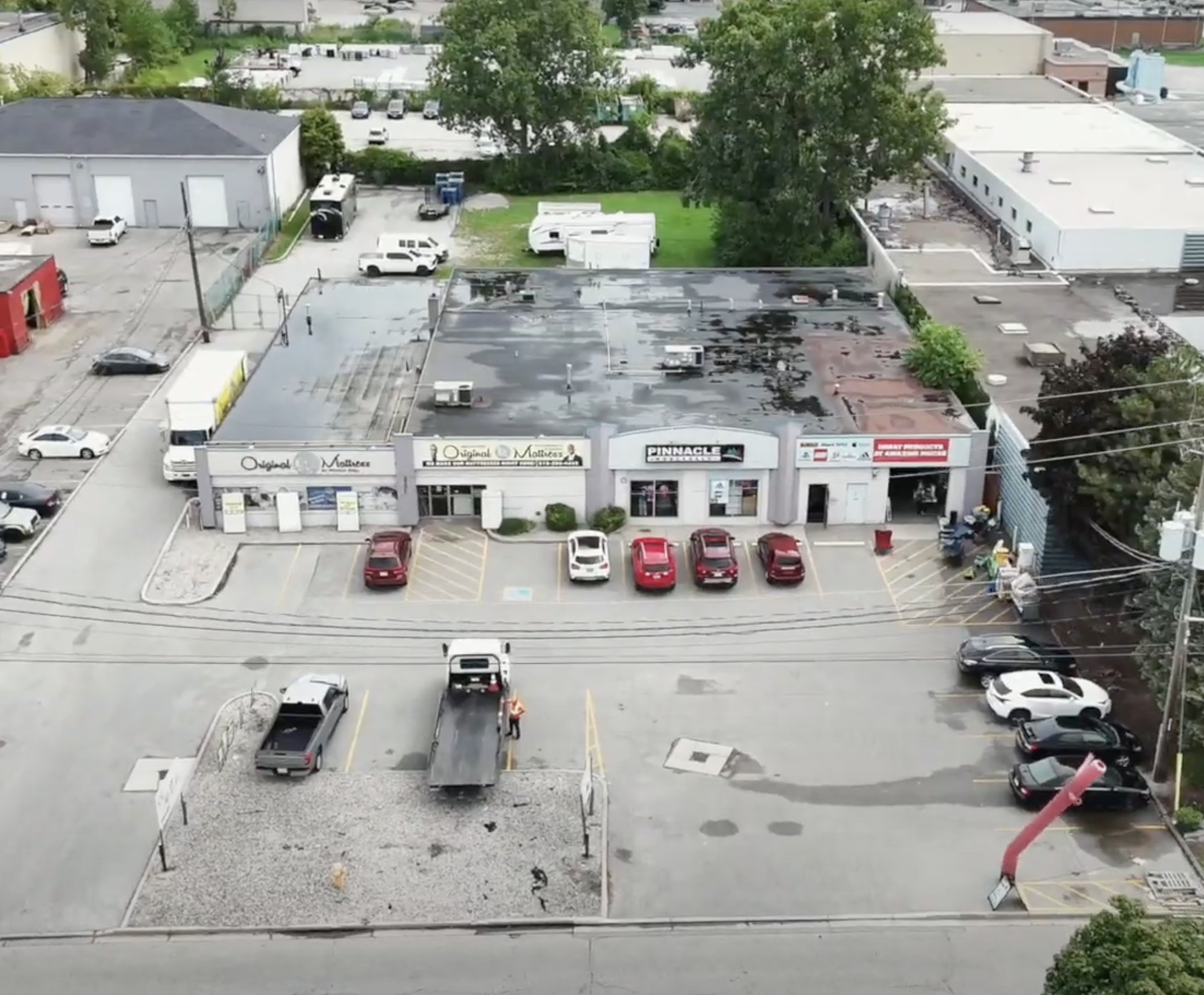Ouellette plaza windsor rental